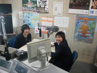 創成館女子がFM長崎で挑戦！_d0103155_181739.jpg