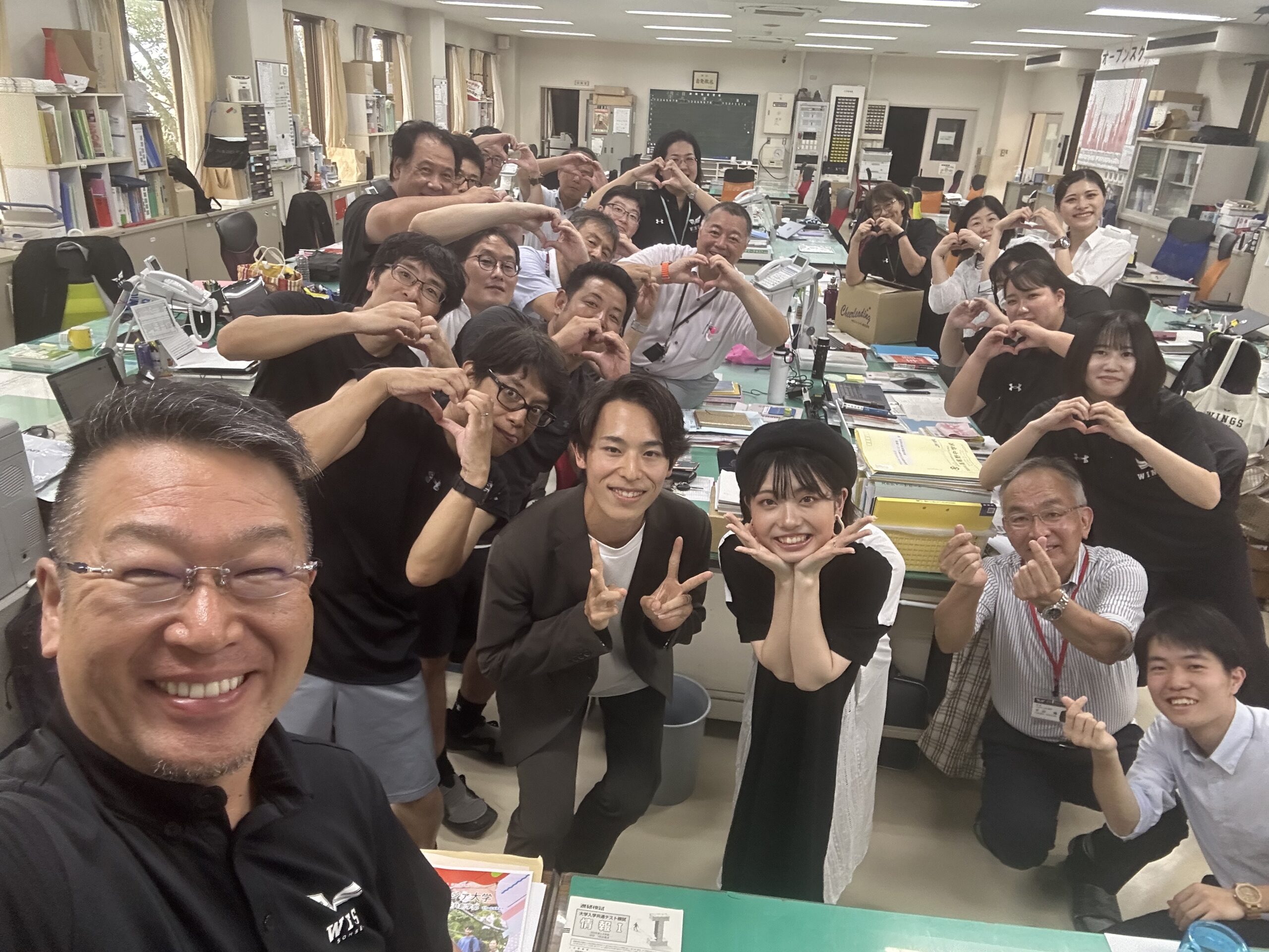 速報！これぞ、The電撃婚！！ - 学校法人奥田学園 創成館高等学校